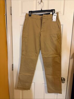 NWT! Abercrombie & Fitch Tan Chino Pants - Classic Straight Fit